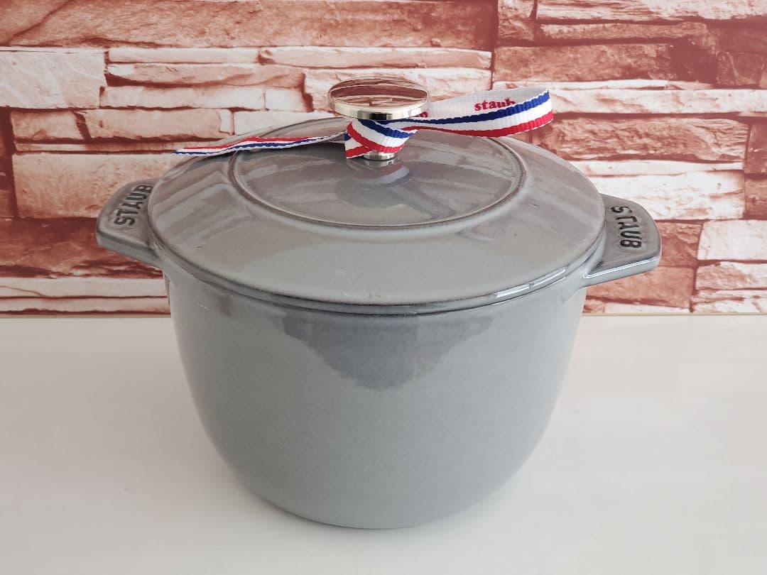【美品】STAUB ラ・ココットde GOHAN