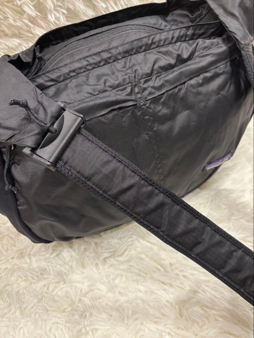 【希少】パタゴニア ライトウェイト トラベル クーリエ　パッカブル