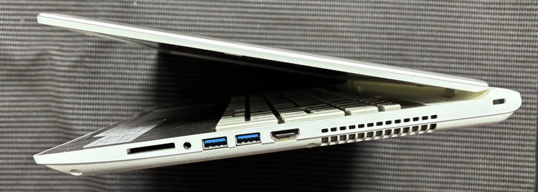 dynabook T75/VG i7-6500メモリー16GB SSD256GB