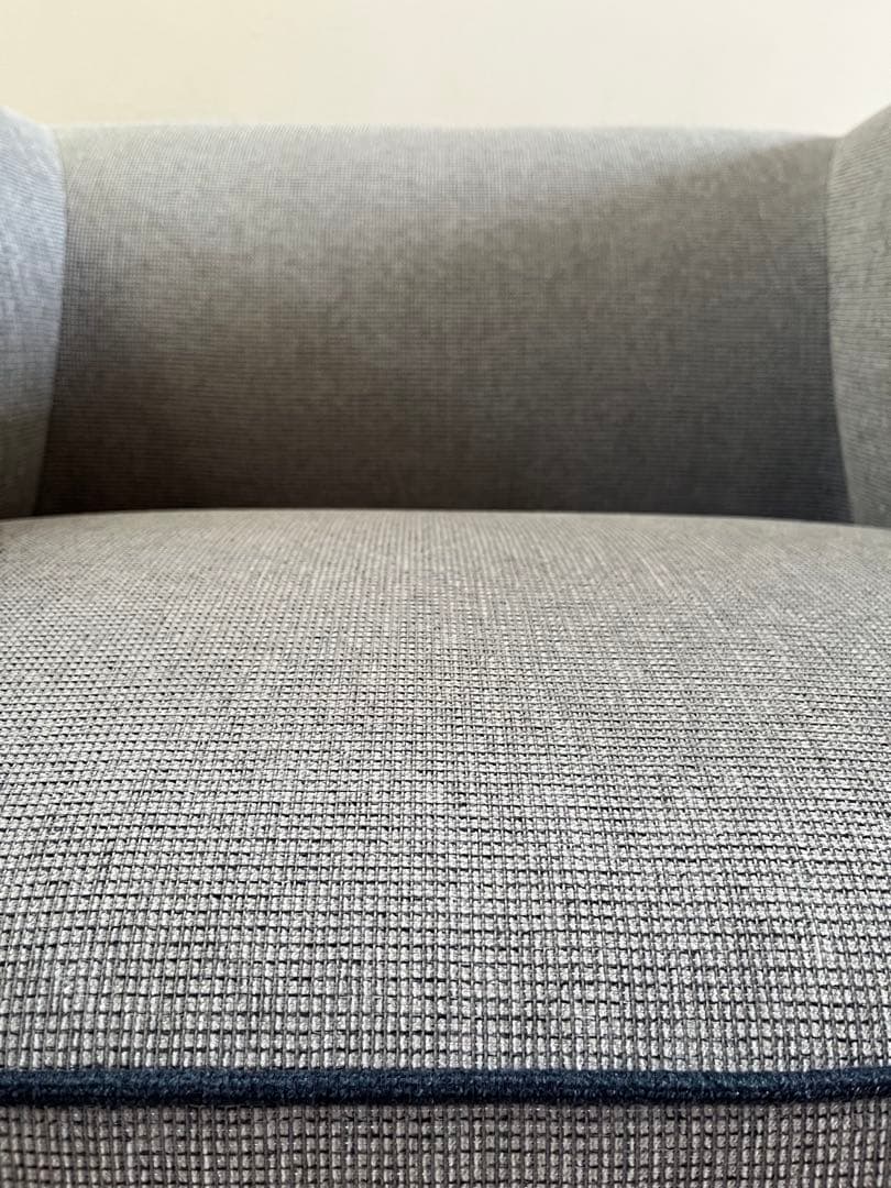 PLUS プラス　S1 アームチェア　19万　シングルソファ　モダン　美品