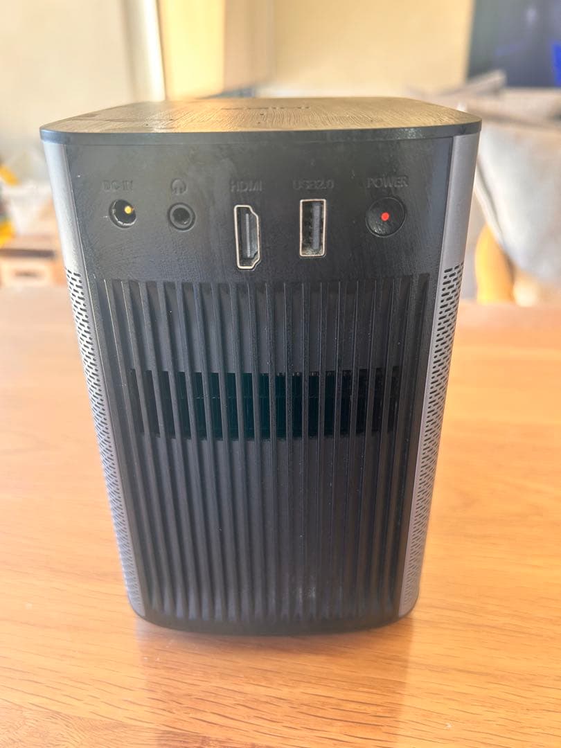 【美品】XGIMI Halo+（1080P）プロジェクター 本体＋スタンド