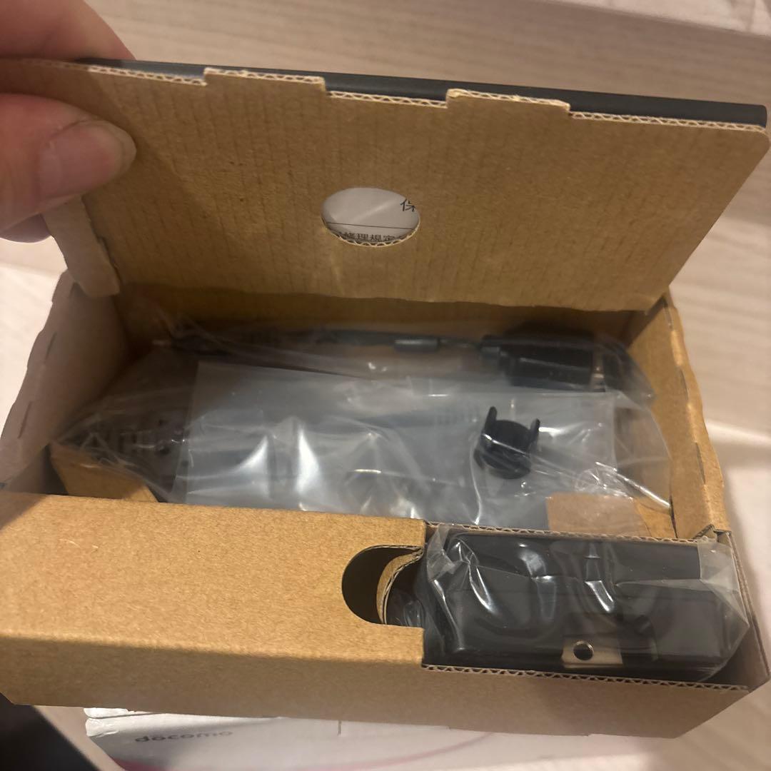 【新品】Disney mobile P-05D スマートフォン 本体