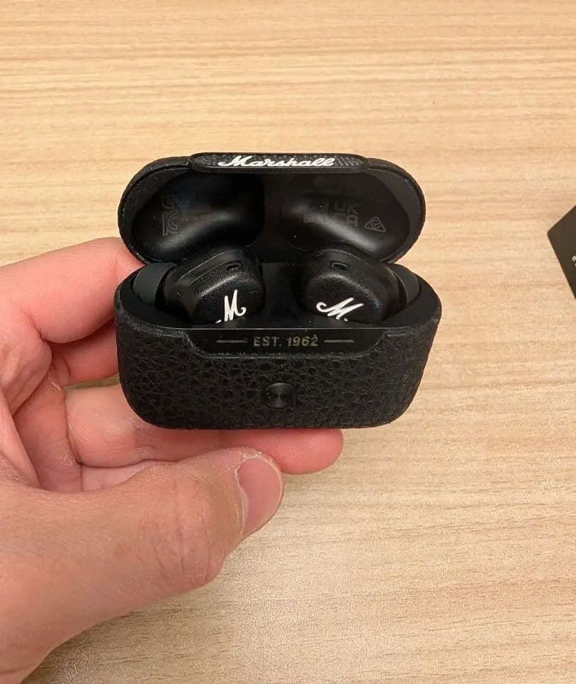 イヤホン Marshall Motif A.N.C.