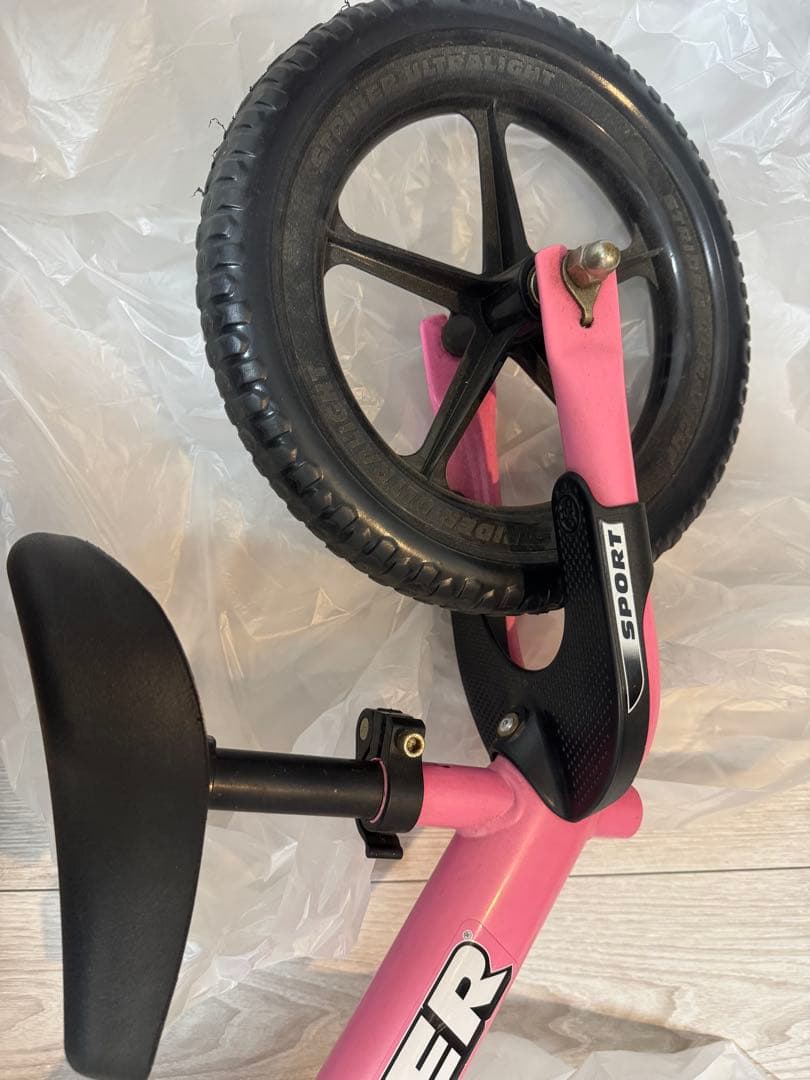 STRIDER ストライダー ピンク バランスバイク