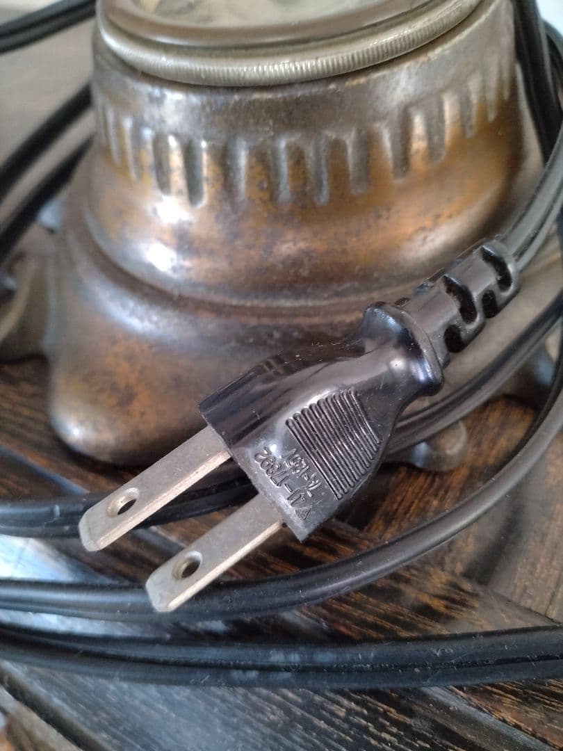 アメリカンビンテージ　レトロ　アンティーク　 ブロンズデスクライト　時計付き照明