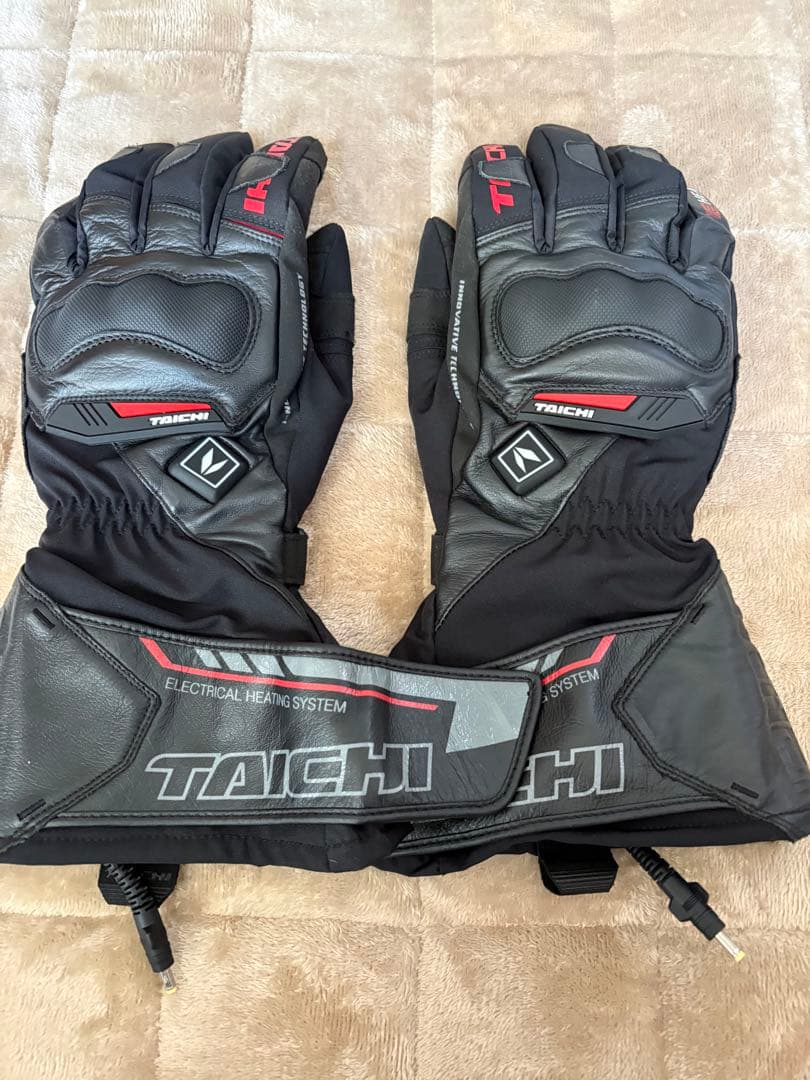 RS タイチ　e-heat電熱グローブ 防水