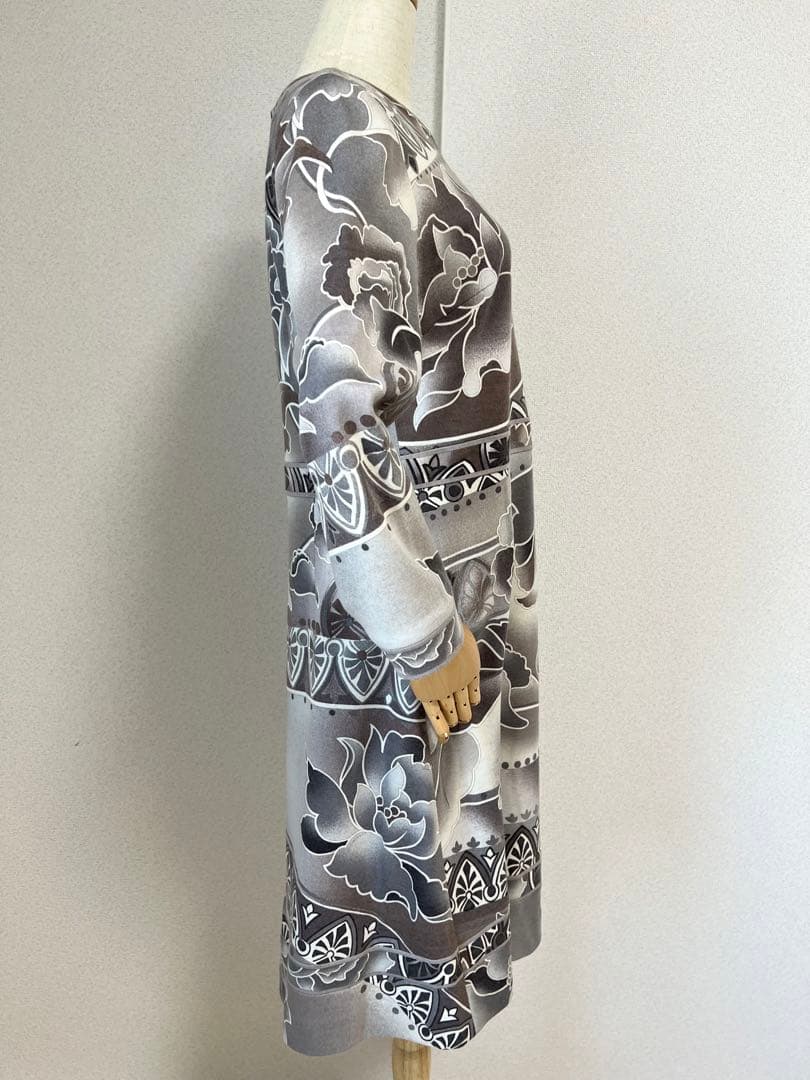 【新品タグ付】LEONARD 花柄 長袖ワンピース 42 総柄　ウール