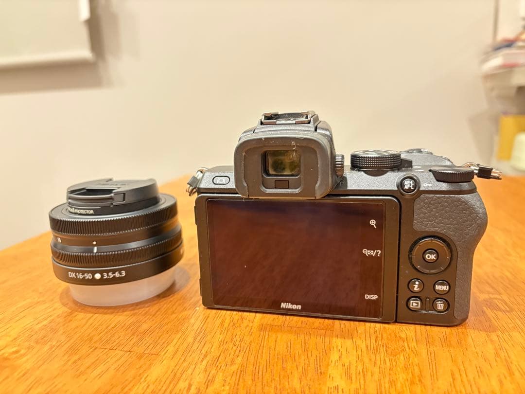 Nikon Z50 16-50 VR レンズキット ショット数：706枚
