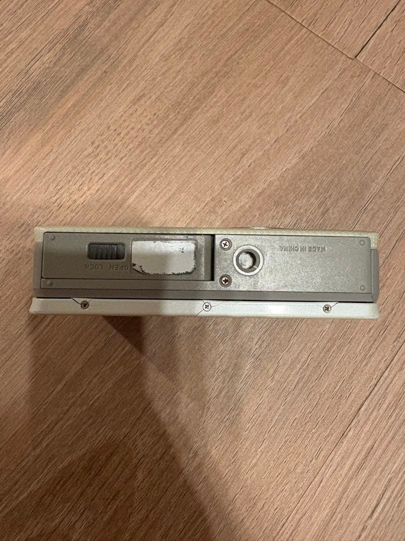 CASIO EXILIM H5 コンパクトデジタルカメラ クリーム色