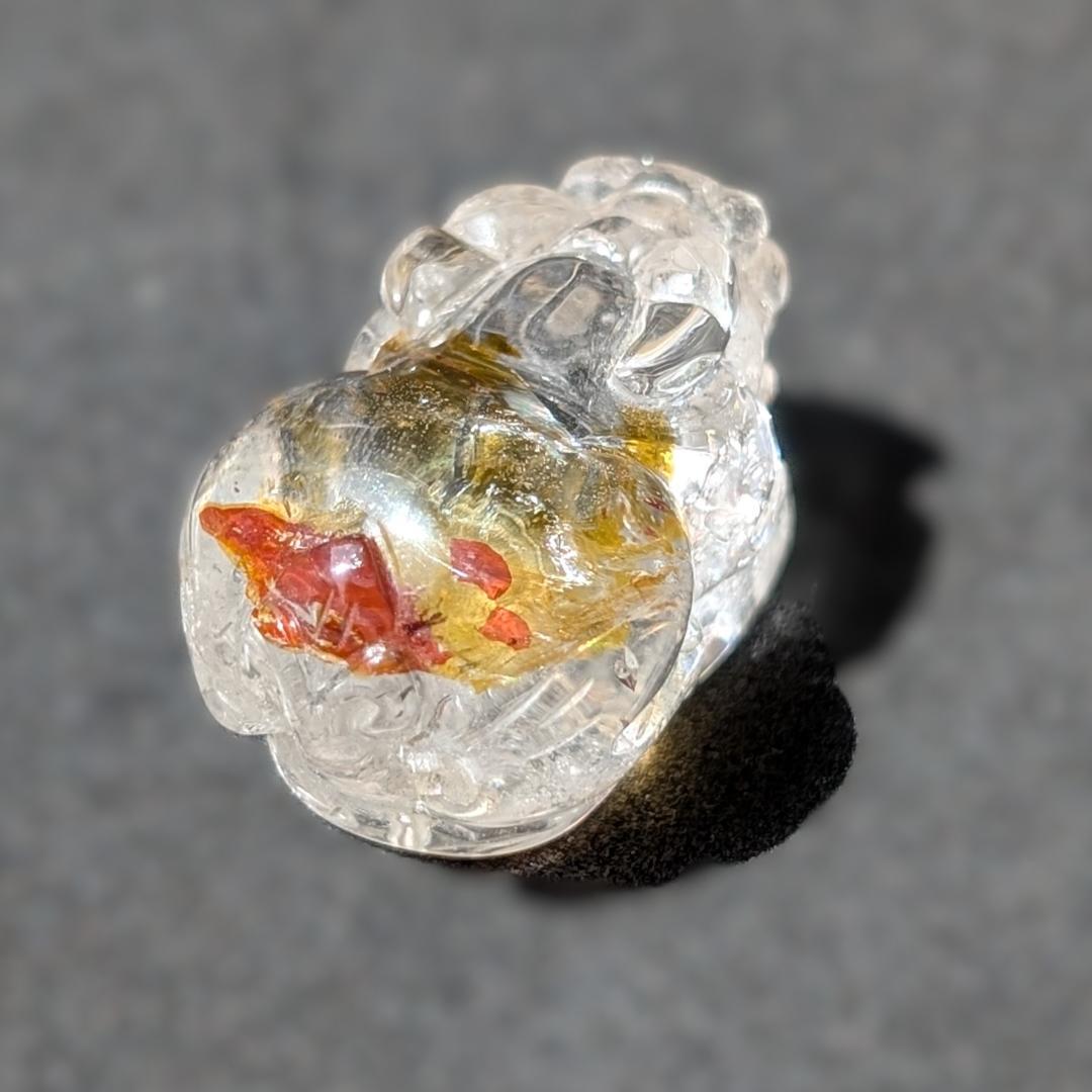 ライモナイトインクォーツ オーロラ入り貔貅 成功へと導くパワーストーン オブジェ