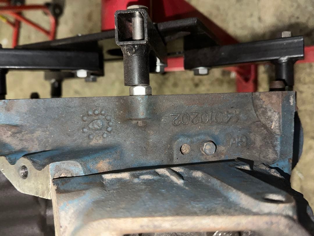 シボレー　v8エンジン