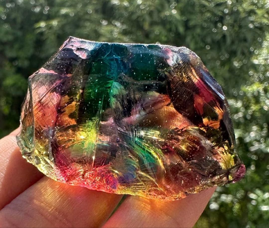 一点物レインボーアンダラクリスタル　西ジャワ島　マルチカラー　ヒーリング