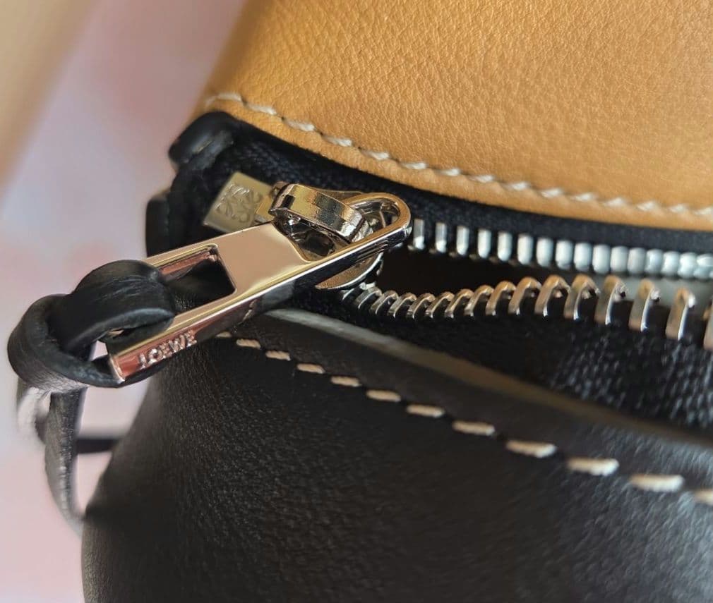 期間限定値下♪ほぼ未使用☆LOEWE ロエベ ハンドバッグ ボストンバッグ