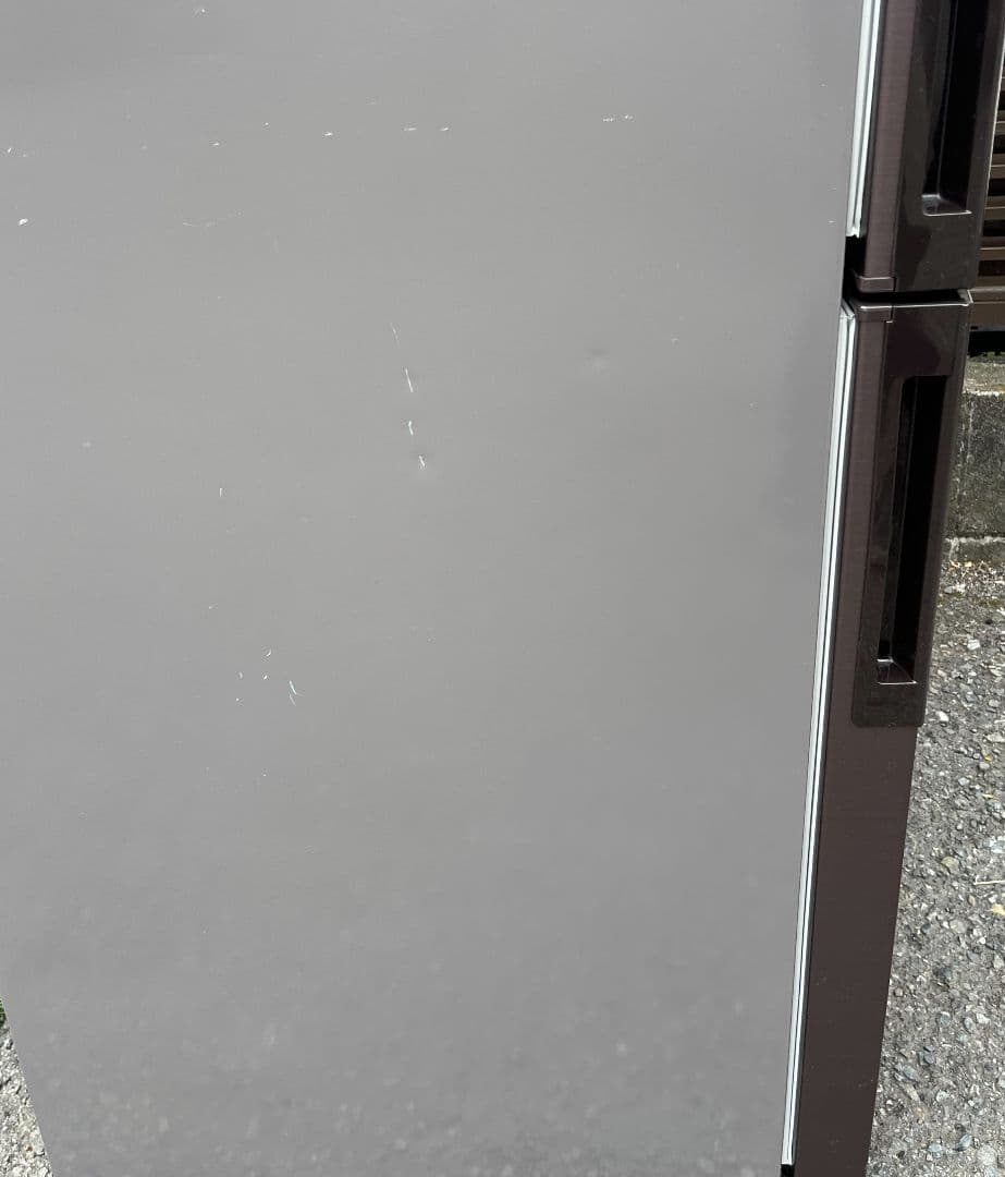 SHARP プラズマクラスター大型2ドア冷凍冷蔵庫 271L 横縞模様