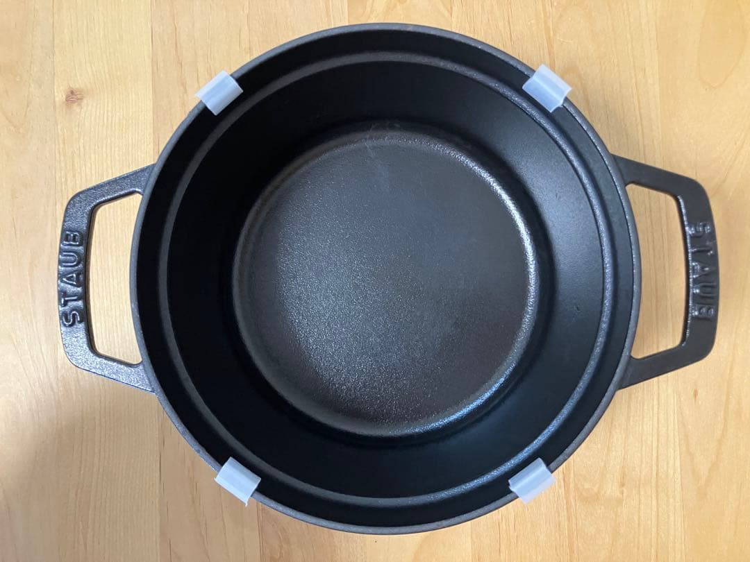 STAUB 鋳鉄製 両手鍋 20cm