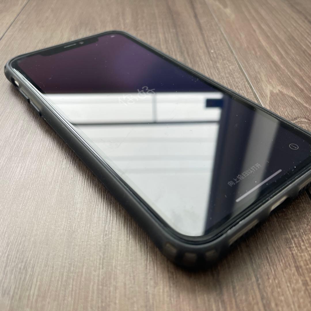 iPhone11 本体　64GB スマホ　スマートフォン　ホワイト　ケース付き