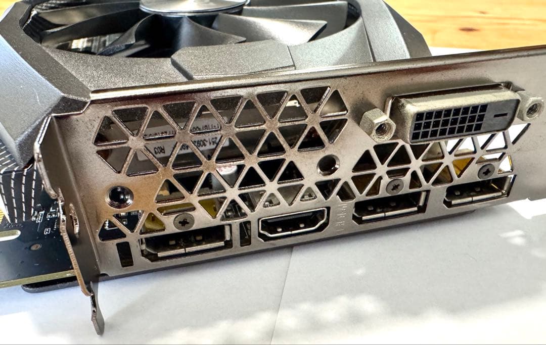 ［中古］ZOTAC GeForce GTX 1070 AMP