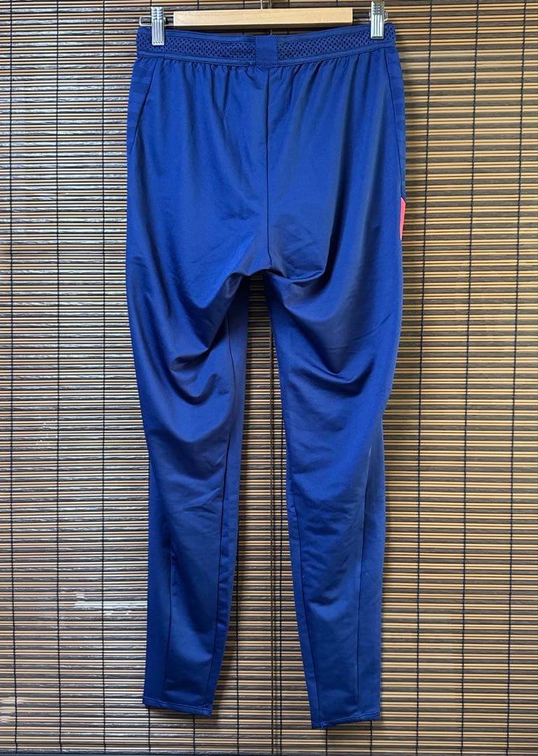 アトレティコ・マドリー　トレーニングセットアップ