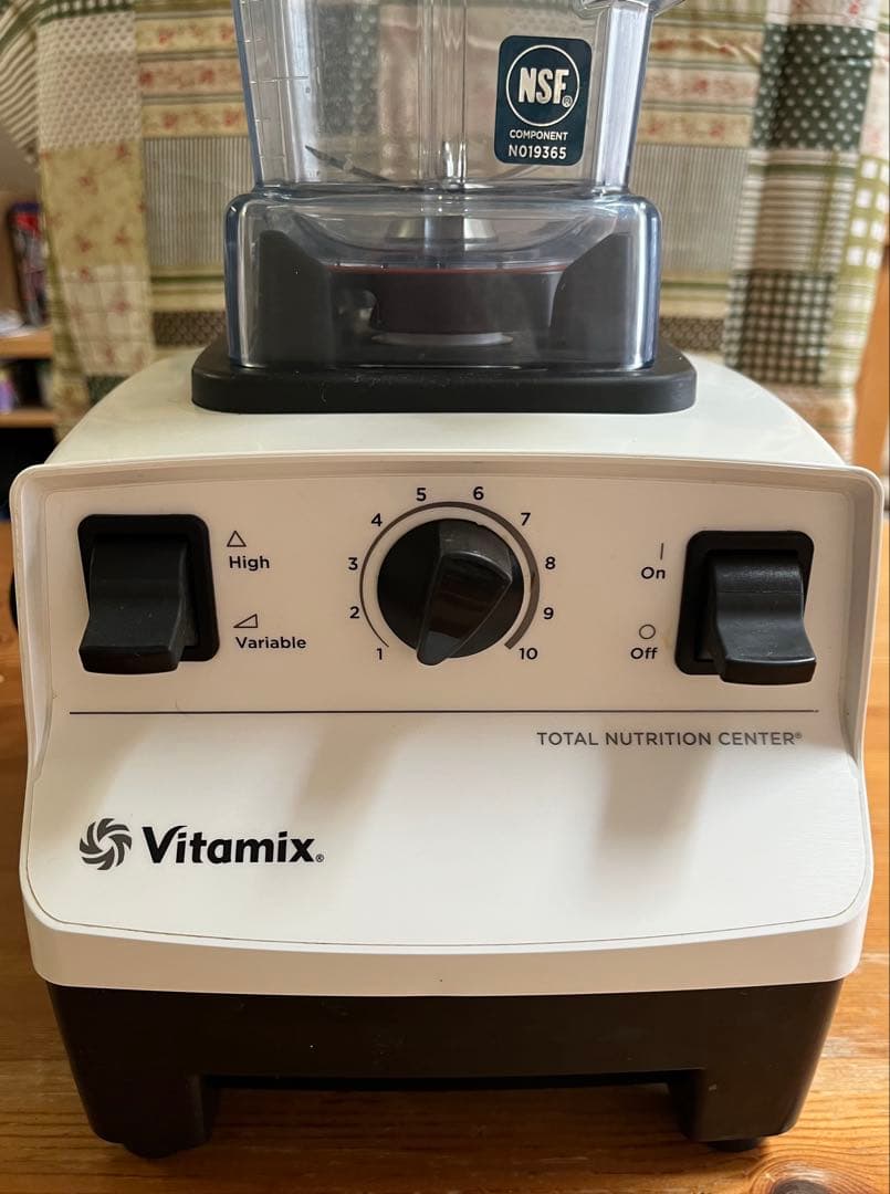 Vitamix VM0111ブレンダー 2000ml バイタミックス　ミキサー