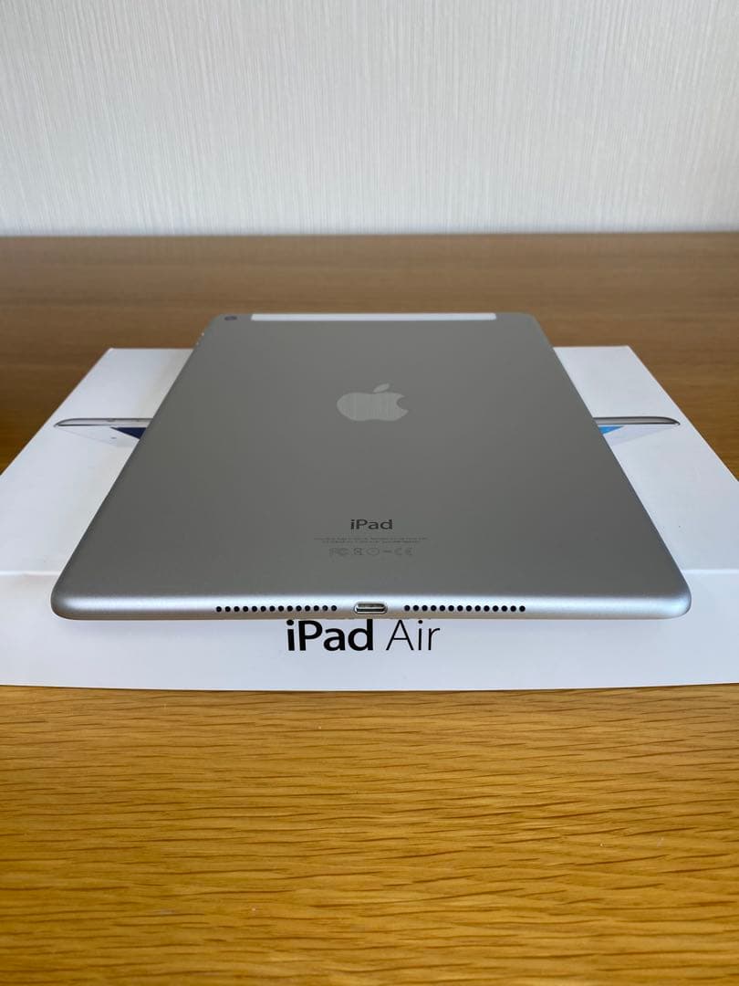 美品　iPad Air 32GB 付属品完備　iPad本体
