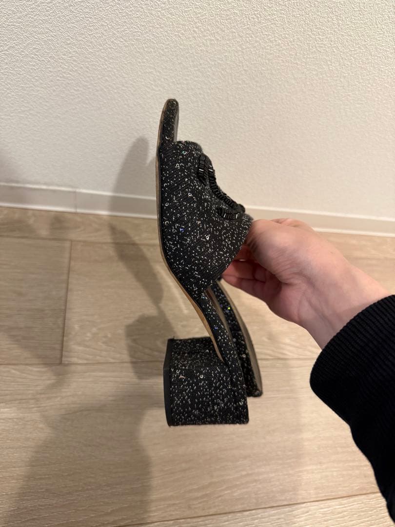 CHANEL ブラック スパンコール サンダル