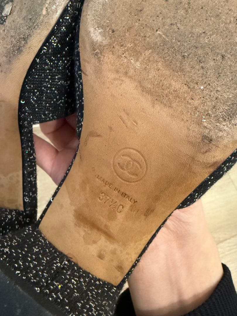 CHANEL ブラック スパンコール サンダル