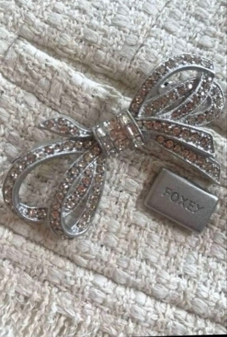 【美品】FOXEY ˚✧₊リボン型ブローチ˚✧₊⁎