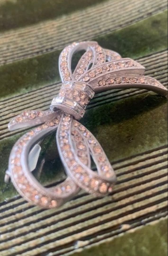 【美品】FOXEY ˚✧₊リボン型ブローチ˚✧₊⁎