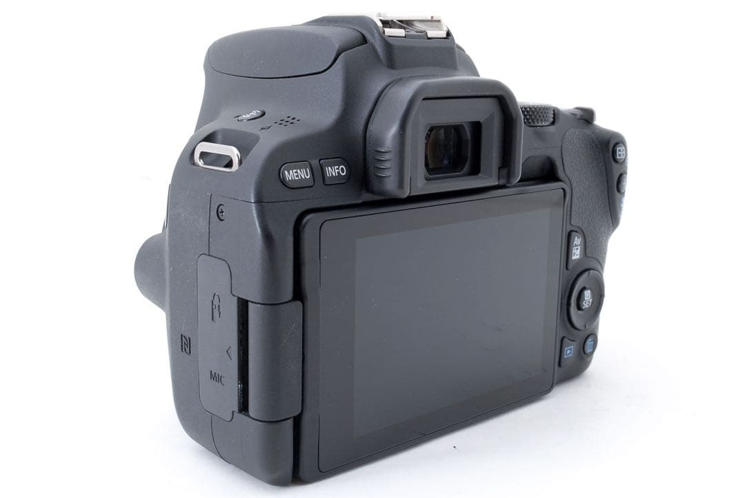 キャノン☆canon kiss x9 標準&望遠&単焦点トリプルレンズセット