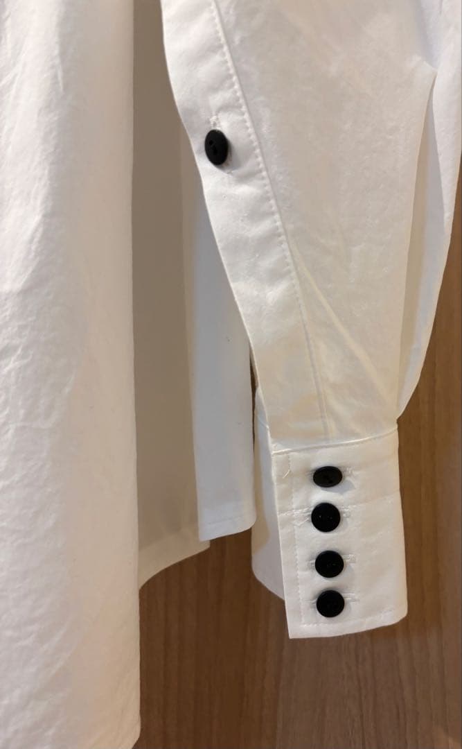 エンフォルド　白シャツ