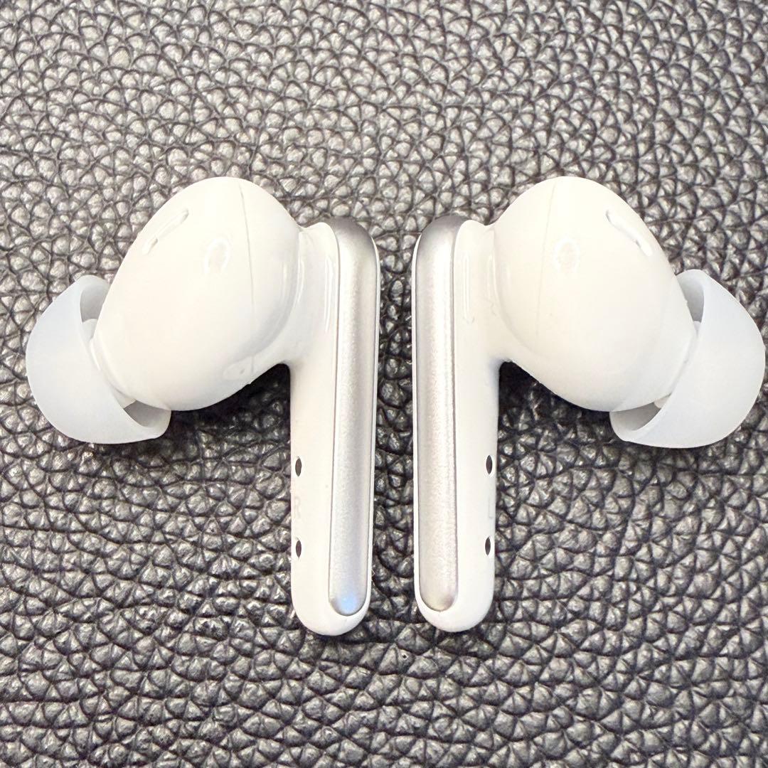 【中古品】Soundcore Liberty5　外箱なし　ケースに若干使用感有り