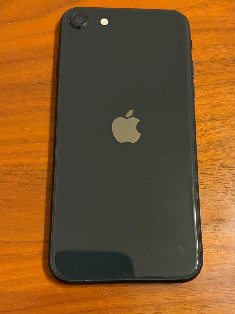 Apple iPhone SE 第2世代　64GB