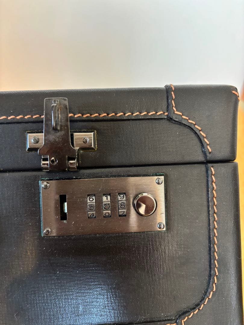dunhill ダンヒル アタッシュケース ダイヤルロック レザー 黒