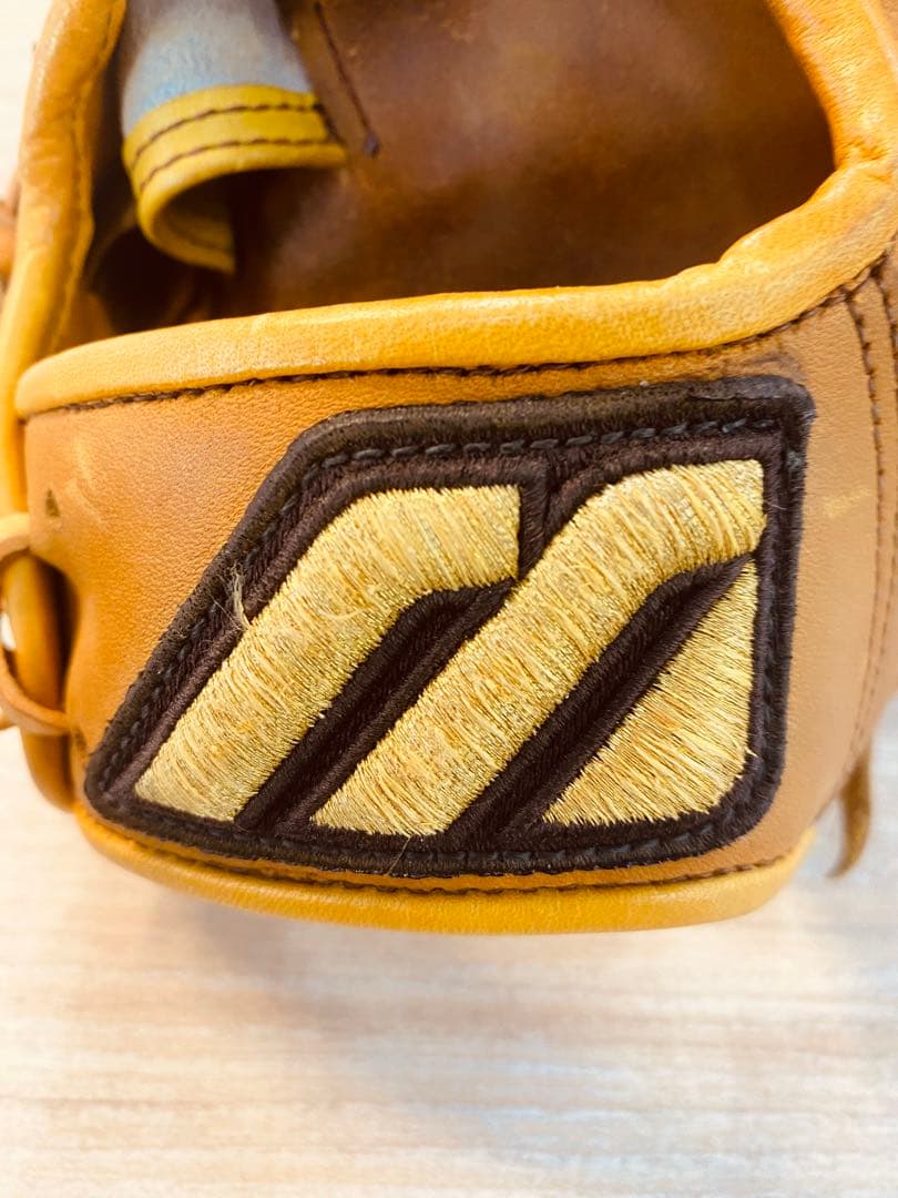 ミズノプロ　一般軟式内野手用　グローブ