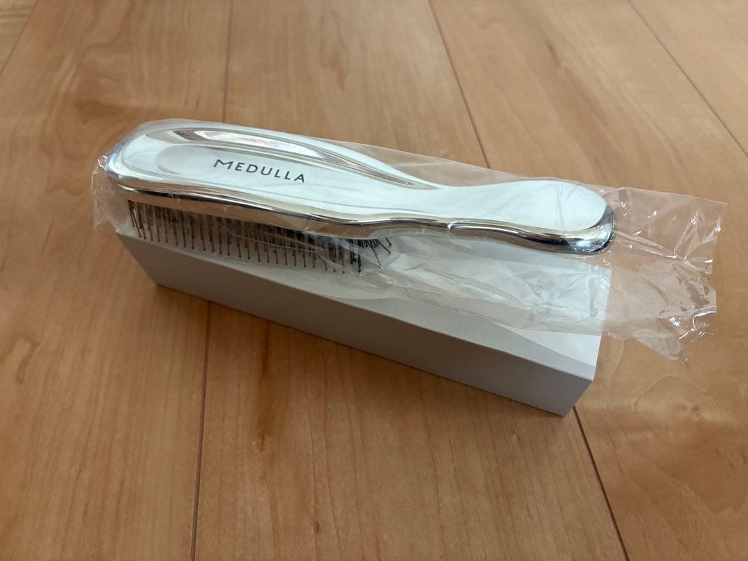 MEDULLA 超音波アイロン　ブラック/ゴールド