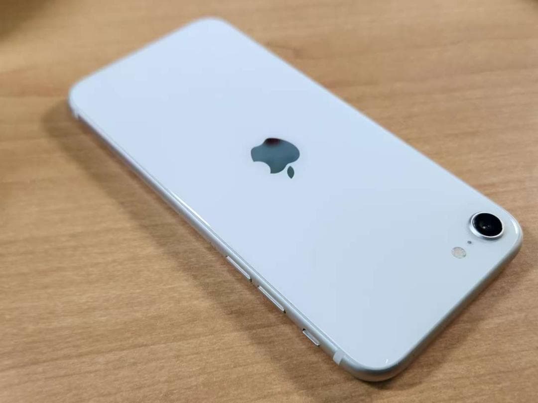 020300J iPhone SE A2782 64GB【最大容量92%】