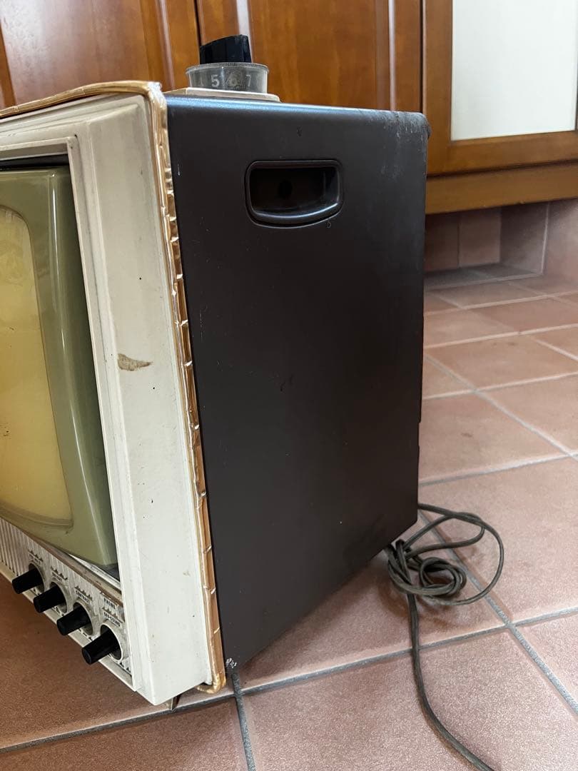 TOSHIBA 11R2 ブラウン管テレビ