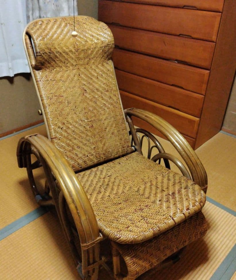 ラタンリクライニングチェア