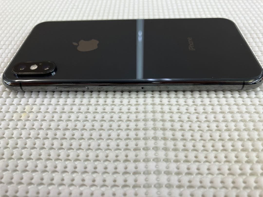 iPhoneXS 64GB SIMロックなし バッテリー新品 カメラシミ