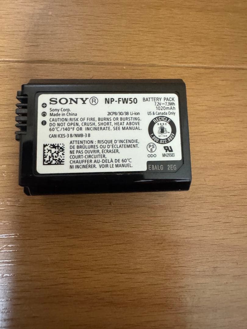 SONY ソニー　α6000 ダブルズームレンズキット カメラILCE-6000