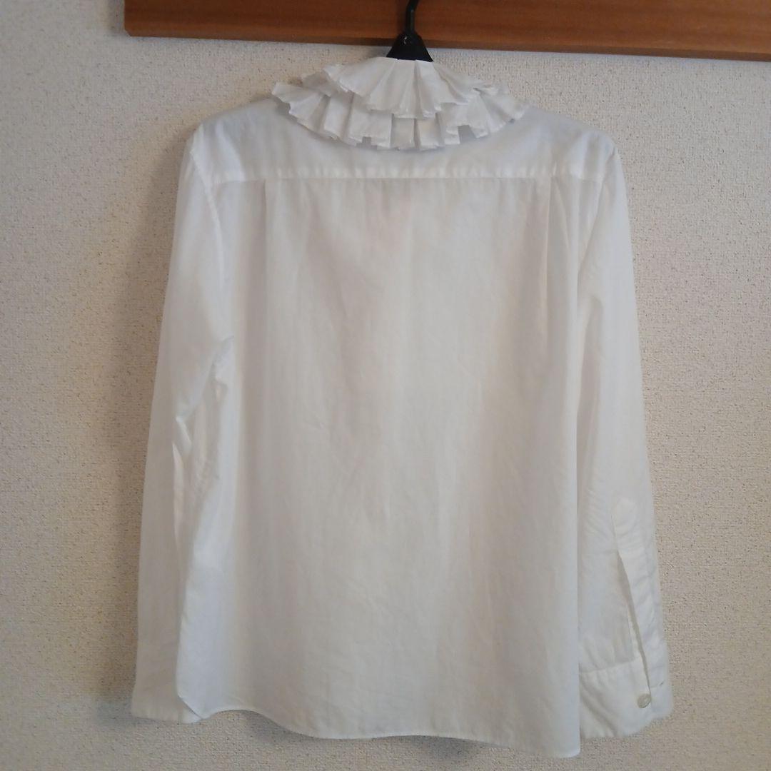 MARGARET HOWELL フリル付きホワイトシャツ Iサイズ