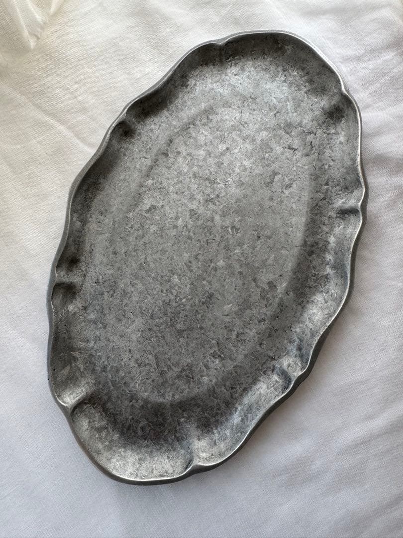 入手困難　co+fe コフェ　オーバル　花リムプレート　アスティエ　ハグオーワー