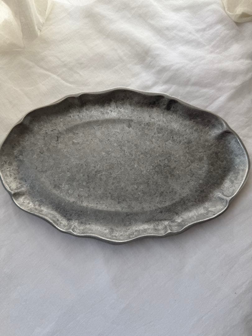 入手困難　co+fe コフェ　オーバル　花リムプレート　アスティエ　ハグオーワー