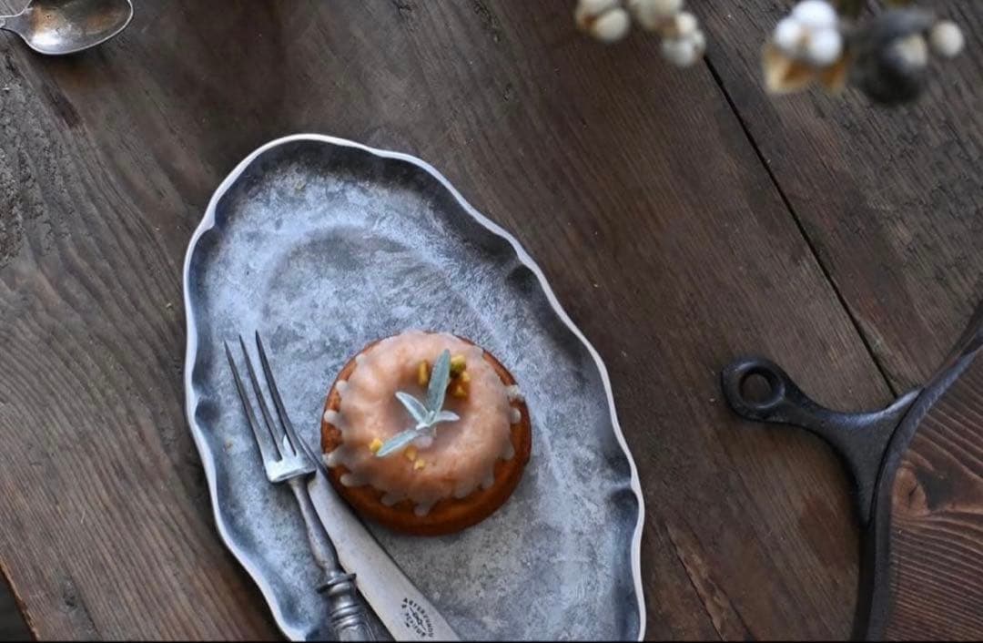 入手困難　co+fe コフェ　オーバル　花リムプレート　アスティエ　ハグオーワー