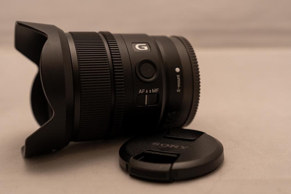 美品 SONY E 15mm F1.4 G SEL15F14G 単焦点レンズ