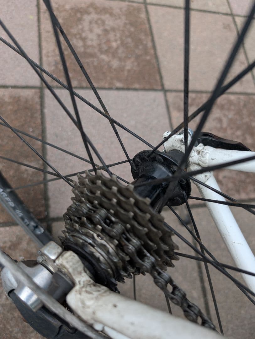 Giant クロスバイク　エスケープR3 ホワイト　ジャンク　【引取専用】