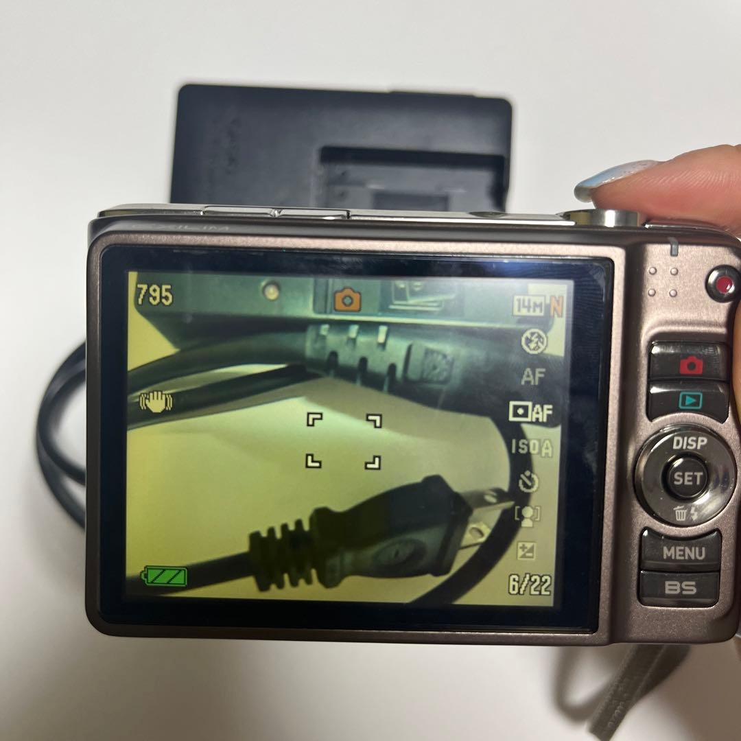 CASIO EXILIM EX-H15 コンパクトデジタルカメラ　デジカメ