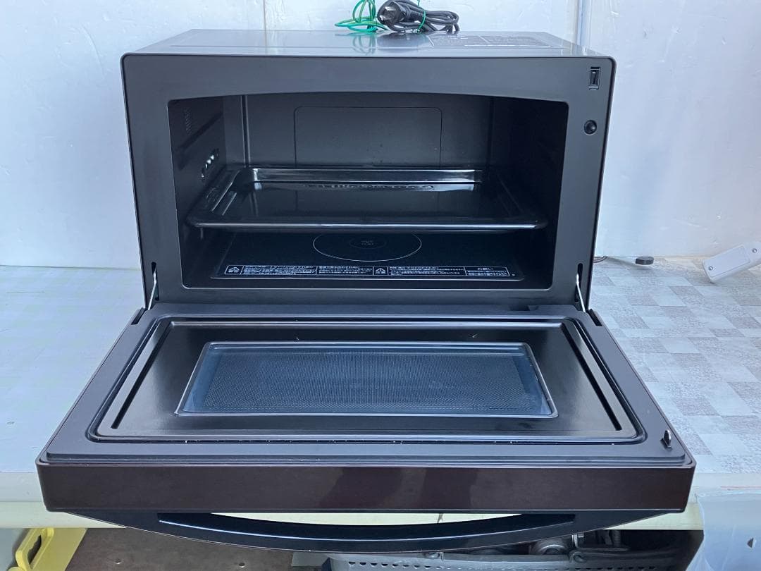 東芝　26L過熱水蒸気オーブンレンジ　石窯ドーム ER-TD80E　2020年製