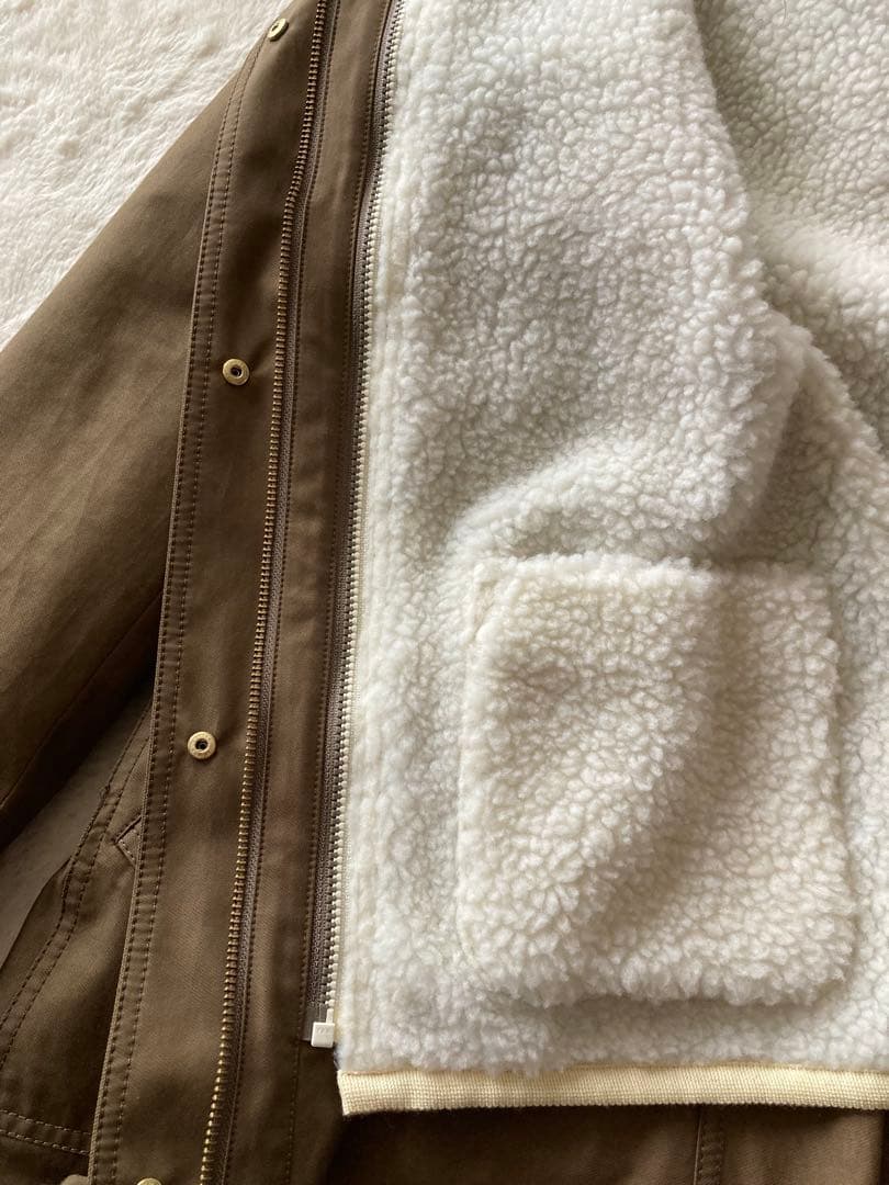 バーバリーブルーレーベルモッズコート フリース裏地 ファー付き