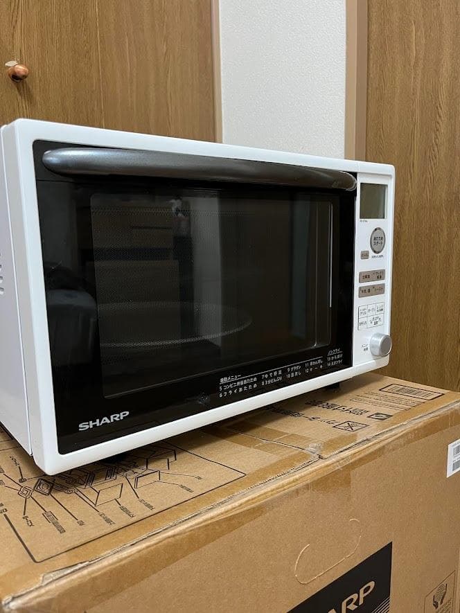 き*こ様 SHARP 電子レンジRE-S75AJ ホワイト 回転皿付き